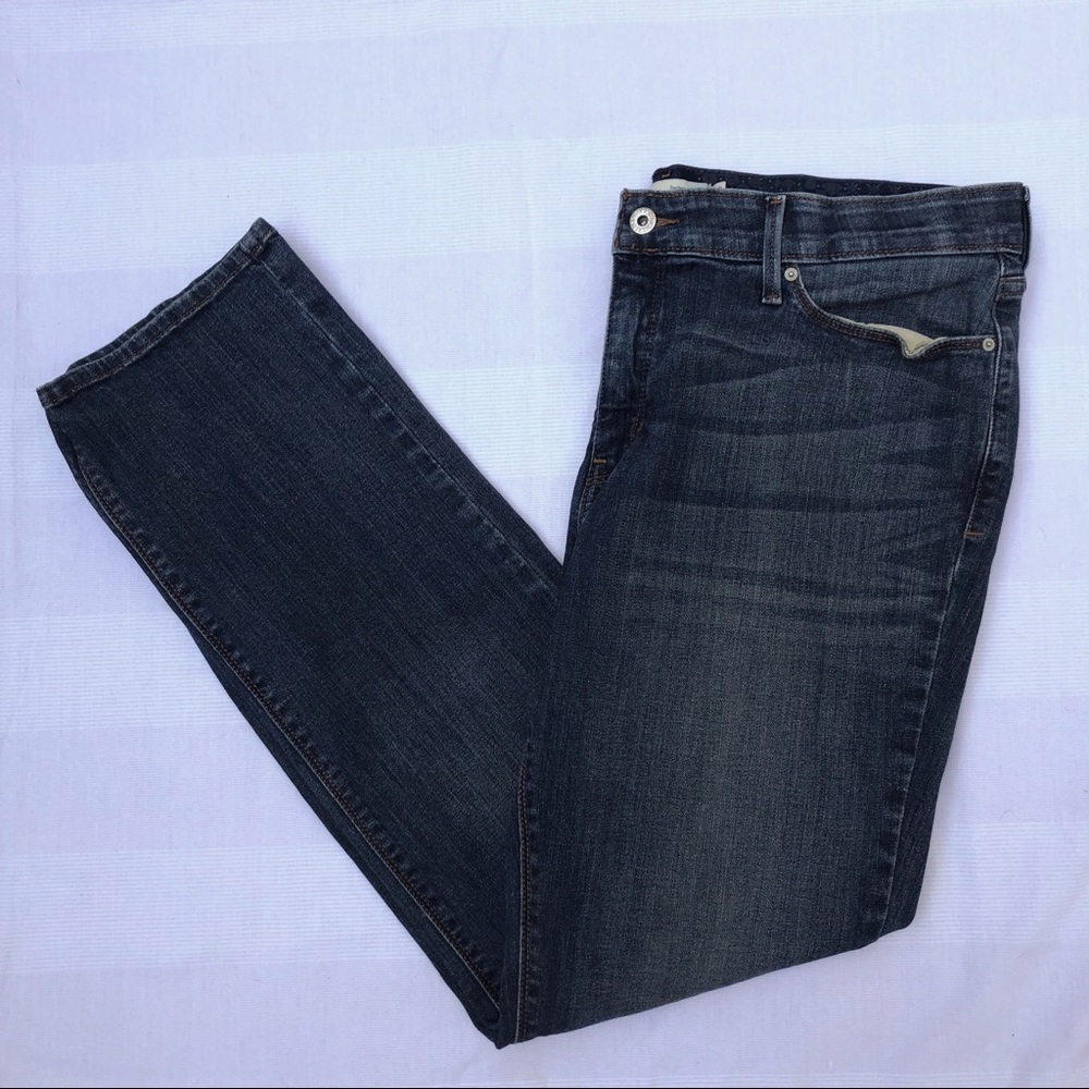 Levi Strauss Perfect Waist 525 Straight Leg Jeans